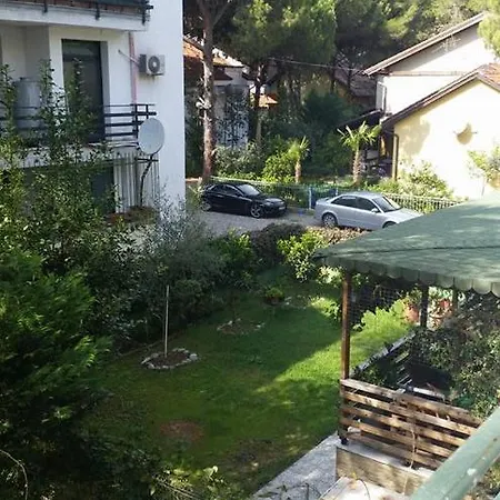 Casa Del Mare Apartment Golem (Tirana)